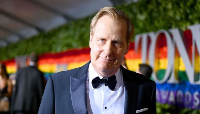 Jeff Daniels Astonishing Net Worth in 2024- How Rich is He Really?